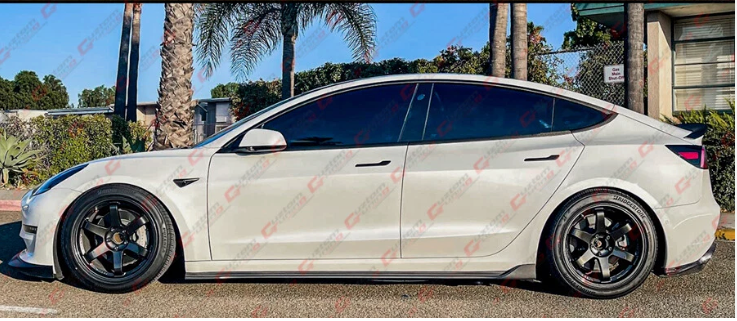 Tesla Model 3 V Carbon Fiber Side Skirts