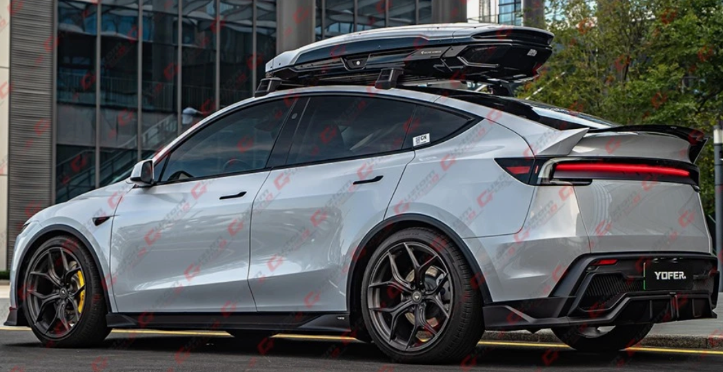 Tesla Model Y Juniper Yofer Design  Side Skirt